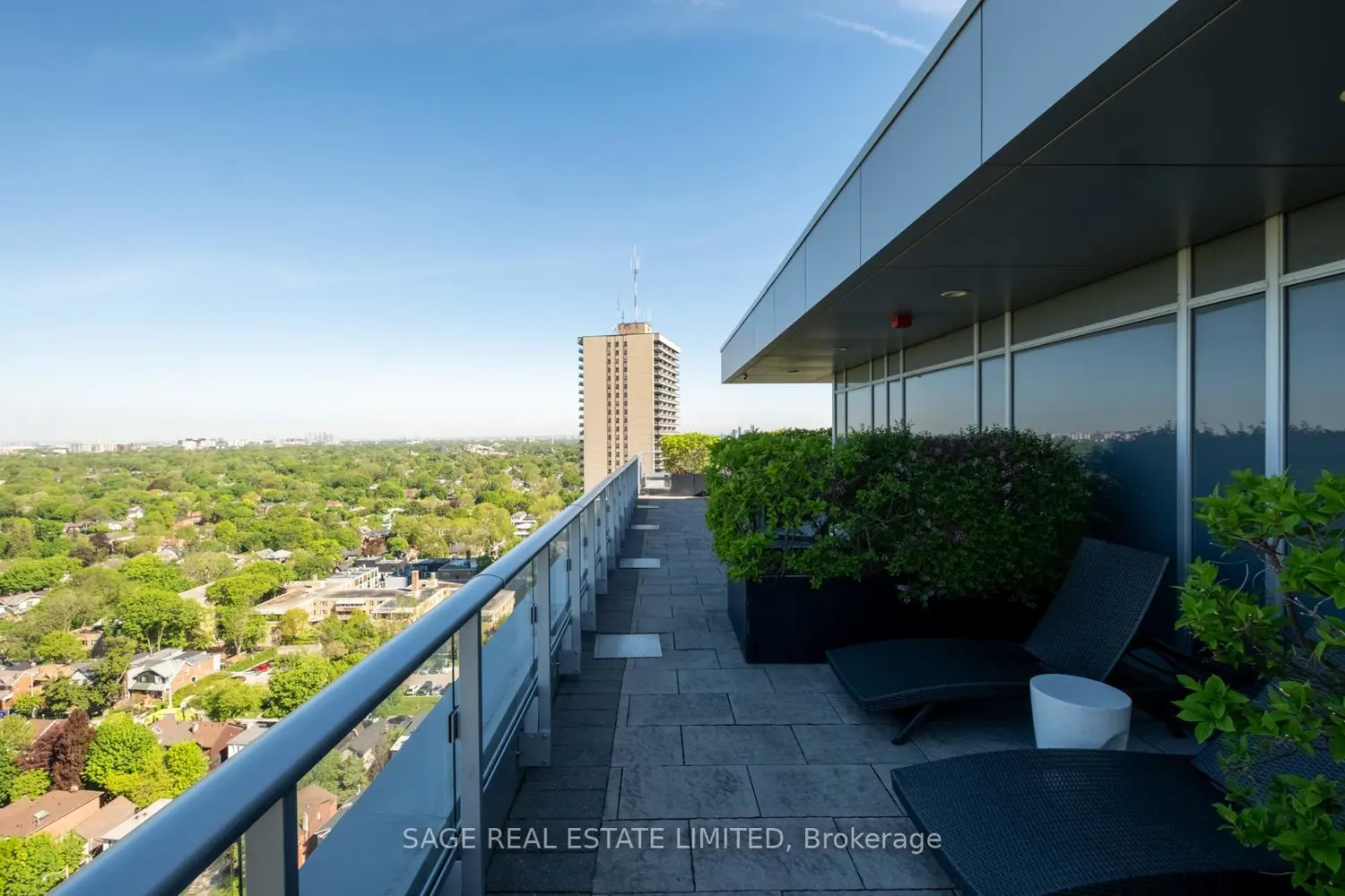 Additional image 8 of 58 Orchard View Boulevard 313