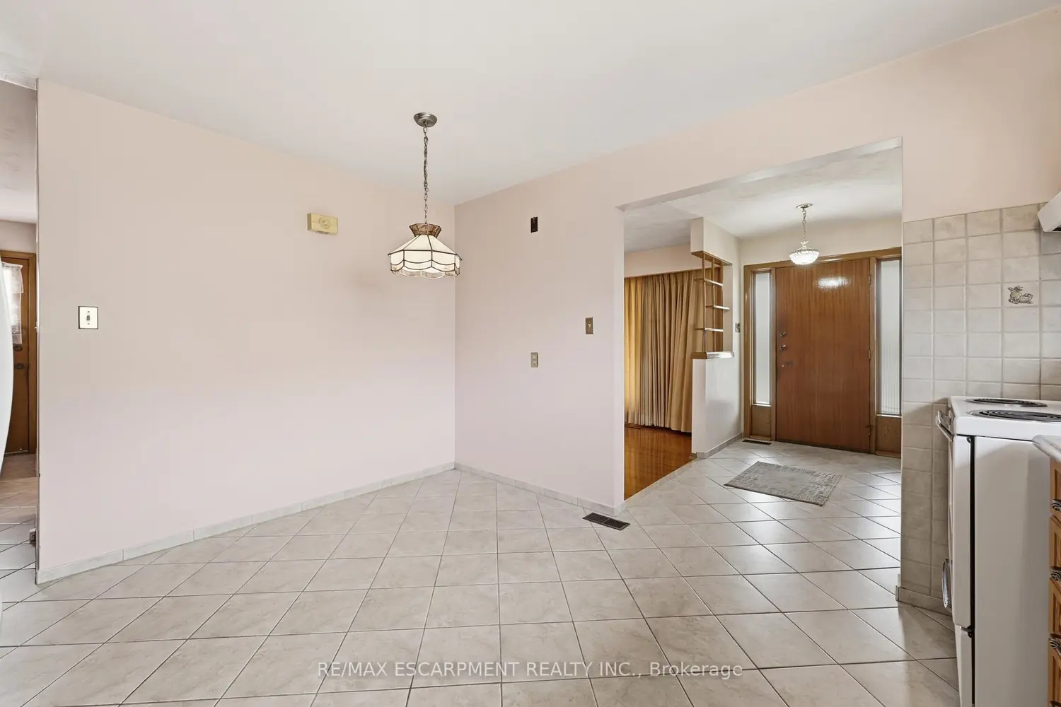 61 Bellingham Drive photo 5
