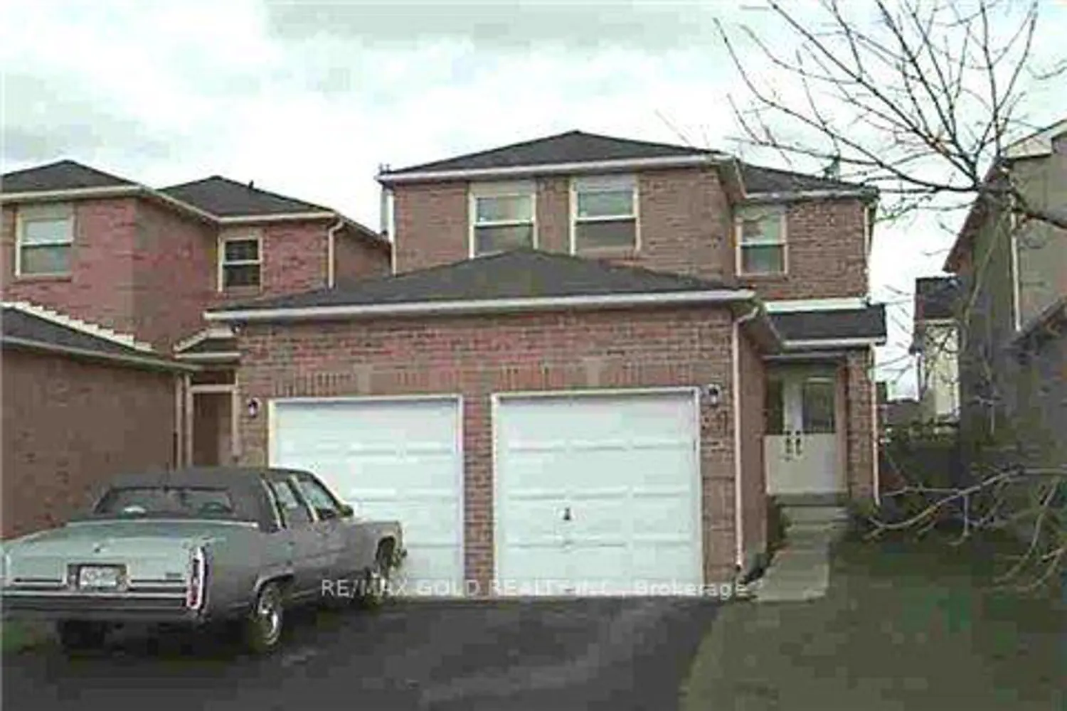 60 Redpoll Court