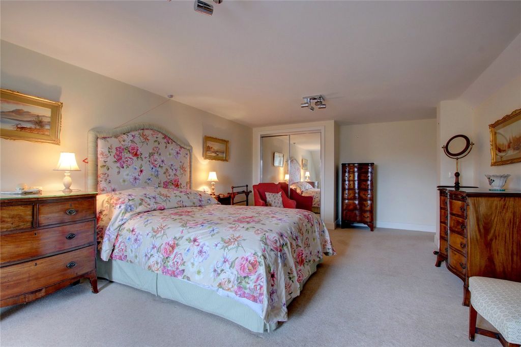 Additional image 11 of 2 bed flat for saleHanbury Road, Droitwich, Worcestershire WR9