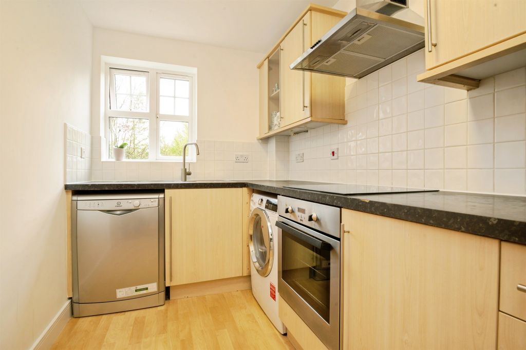 Additional image 13 of 2 bed flat for saleHeol Tre Forys, Penarth CF64