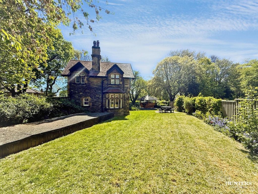 Additional image 33 of 3 bed detached house for saleHigh Street, Westtown, Dewsbury WF13