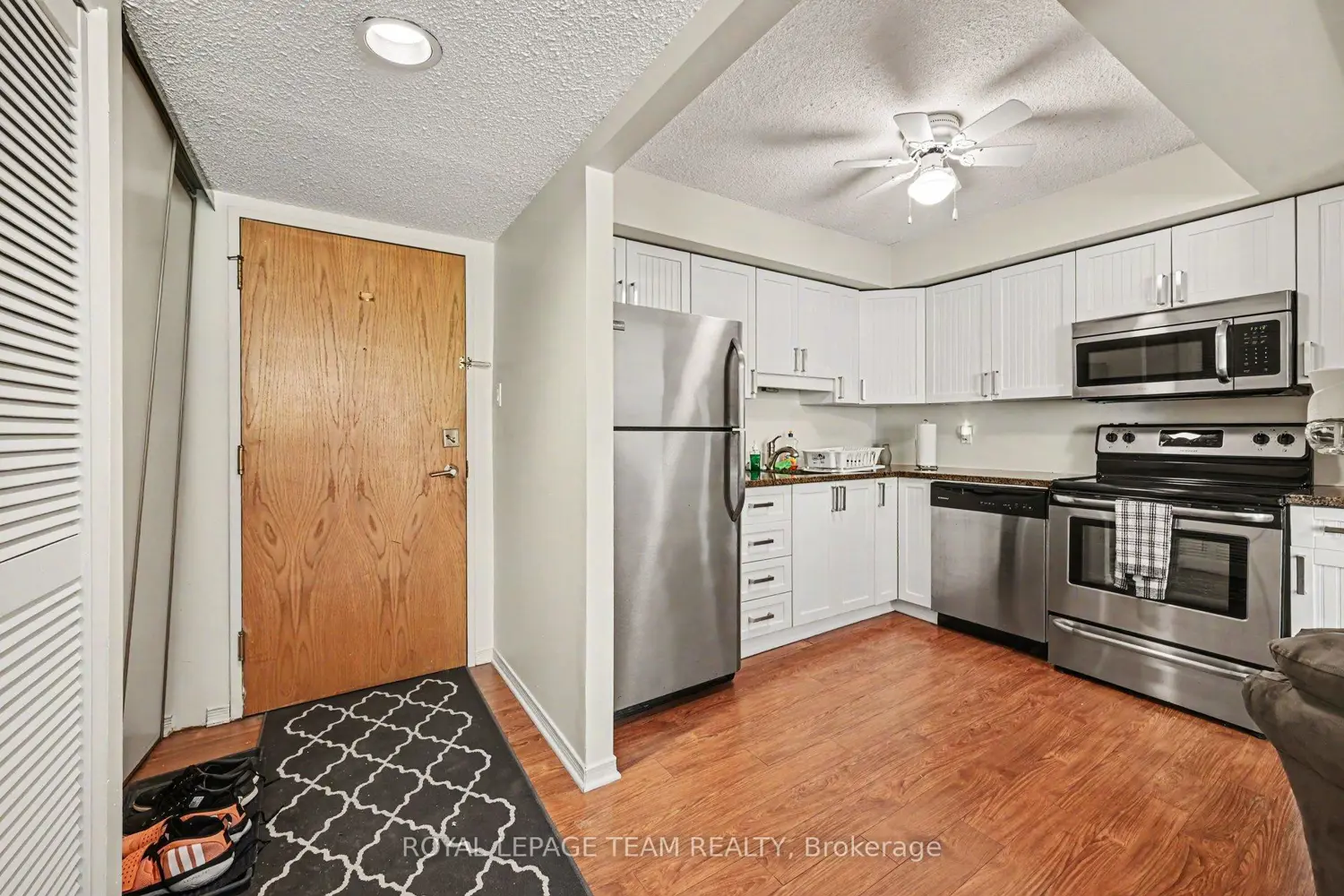 Additional image 7 of 199 Kent Street 404