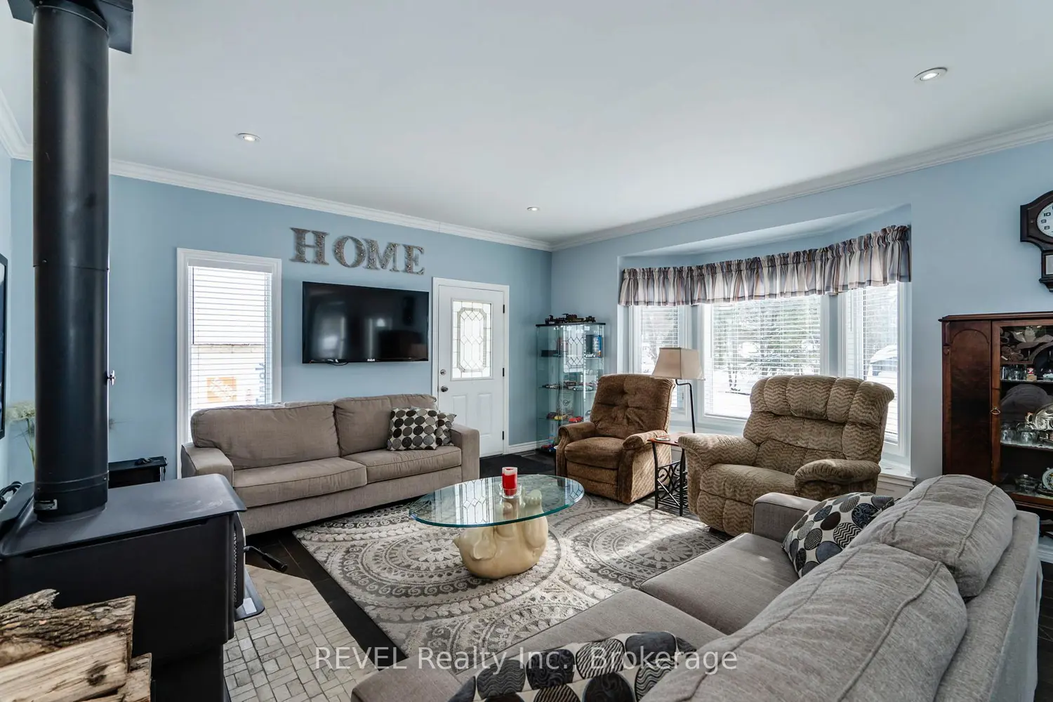 1006 River Street photo 3