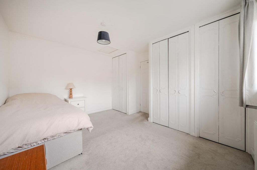 Additional image 6 of 1 bed property for saleStratford Place, Eastleigh SO50