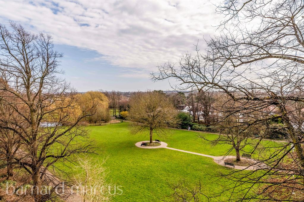 Additional image 12 of 2 bed flat for saleSouth Street, Epsom KT18