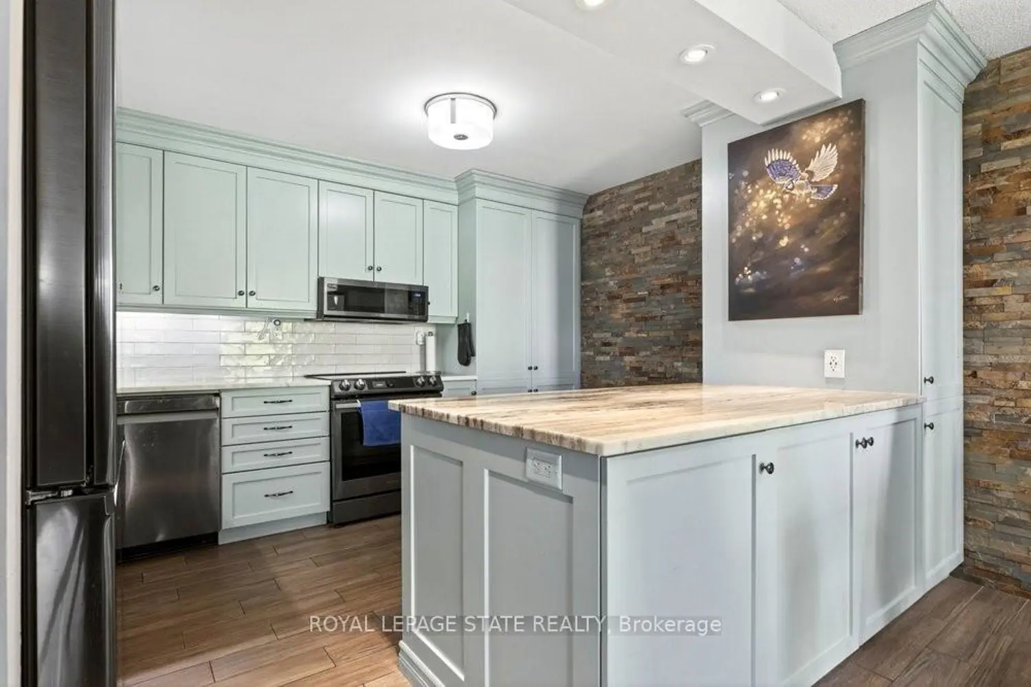 Additional image 3 of 165 Bold Street 403