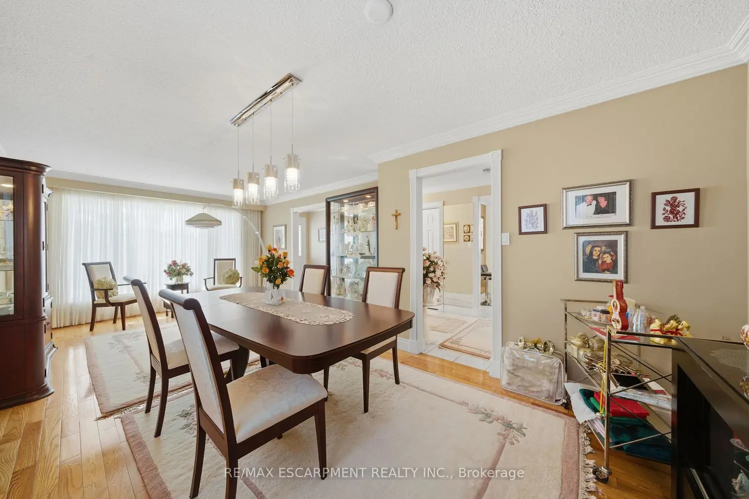 1149 Dowland Crescent photo 4