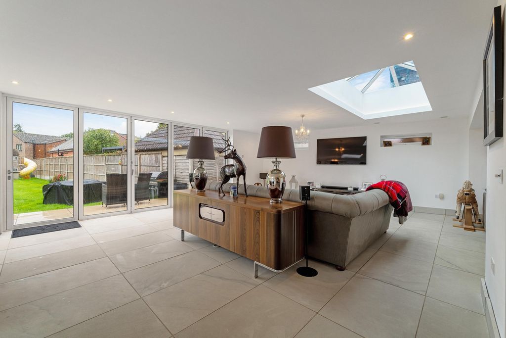 Additional image 3 of 5 bed detached house for saleVillage Road Thorpe Egham, Surrey TW20
