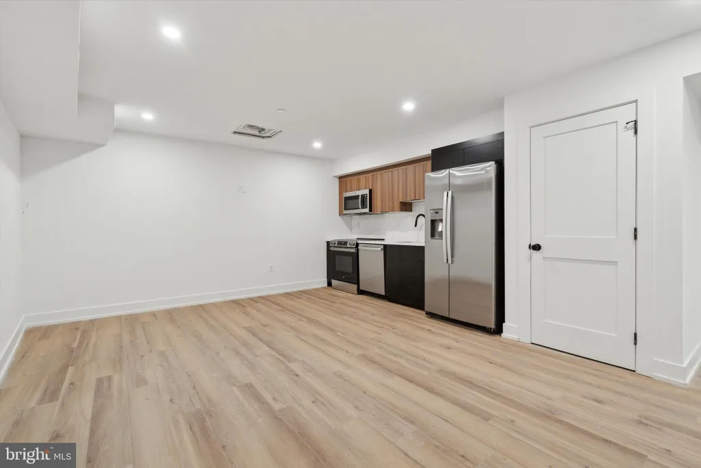 Additional image 3 of 808 N 3rd Street Unit 2, Philadelphia, PA 19123