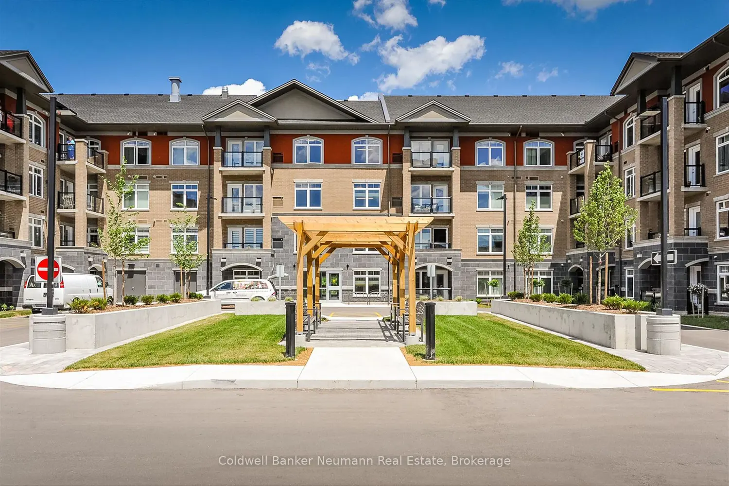 106 Bard Boulevard 113