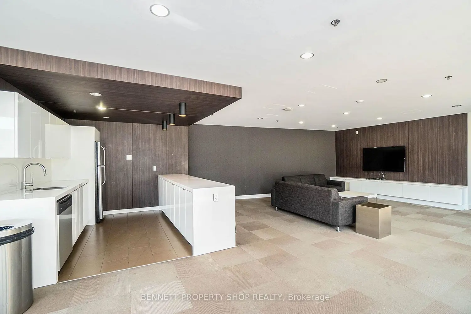 Additional image 12 of 360 Mcleod Street 507