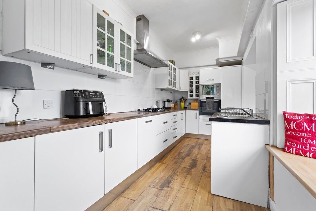 Additional image 3 of 4 bed terraced house for saleHigh Street, Newmilns KA16