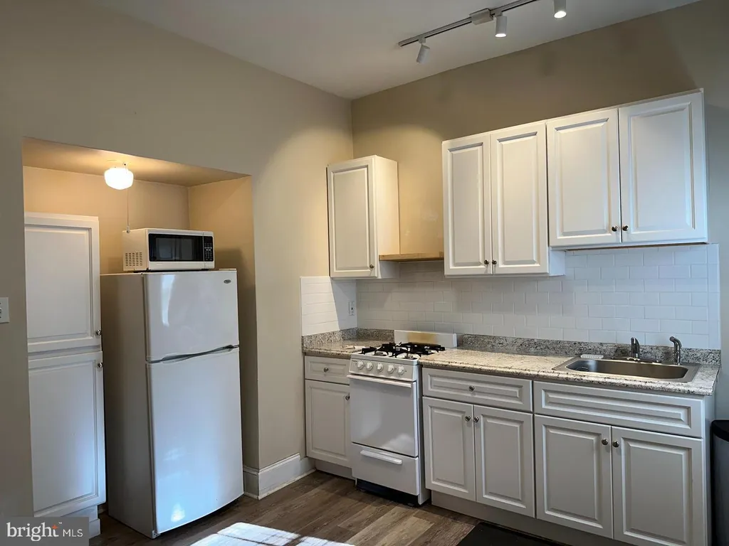 Additional image 5 of 208 W Gay Street Unit 4, West Chester, PA 19380