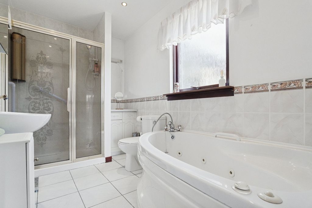 Additional image 15 of 4 bed detached house for saleGauls Of Murthly, Murthly, Perthshire PH1