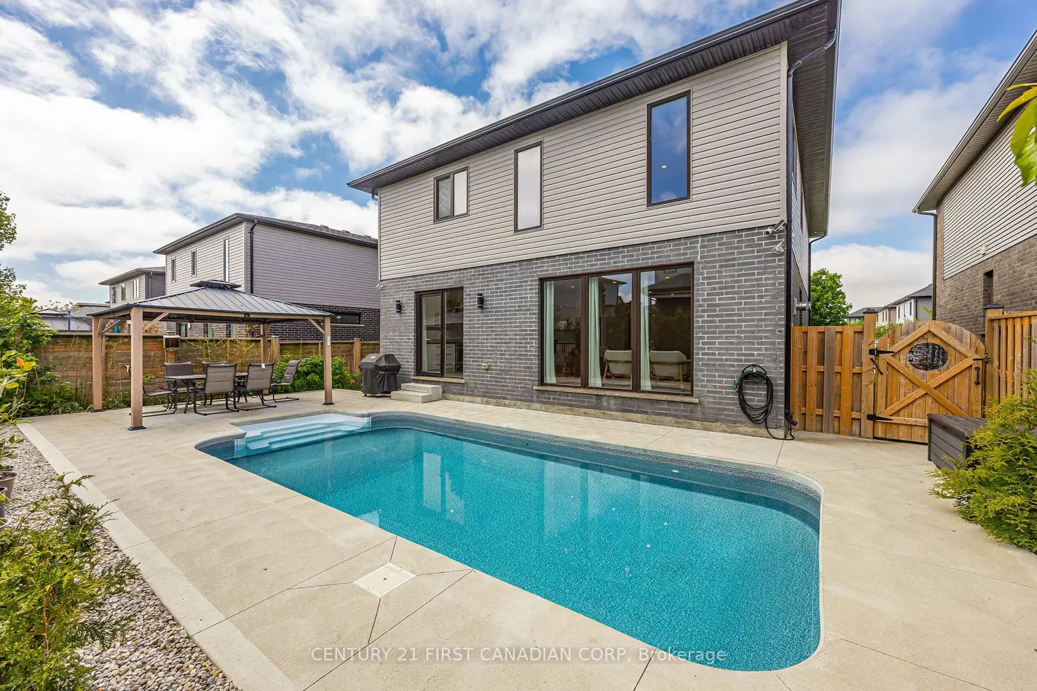 Additional image 15 of 2190 Bakervilla Street