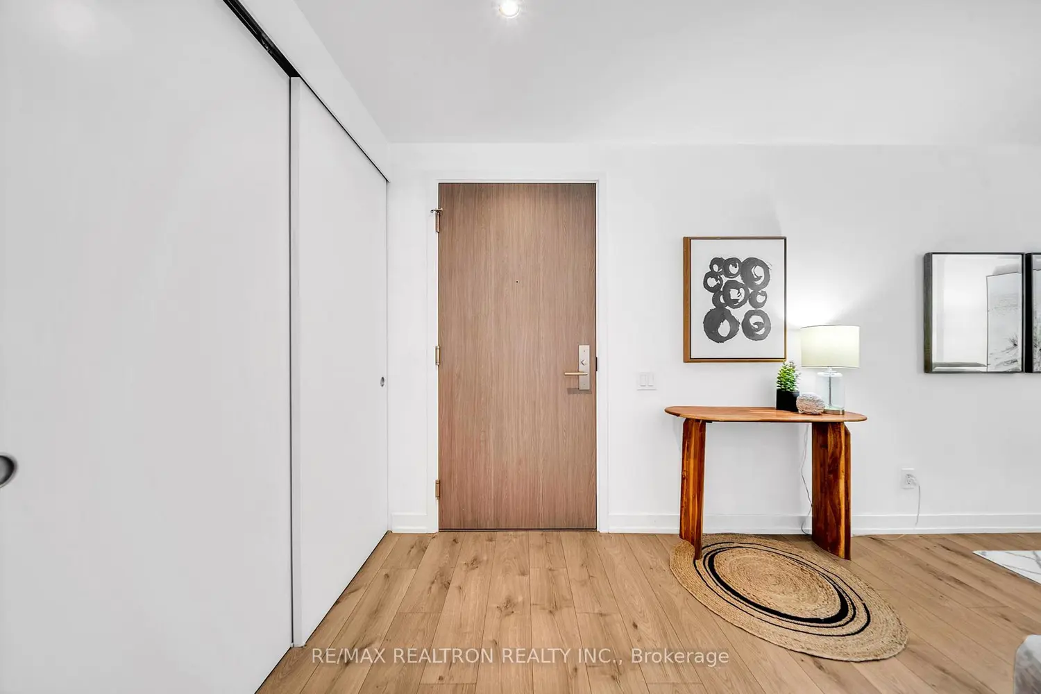 Additional image 9 of 161 Roehampton Avenue 603
