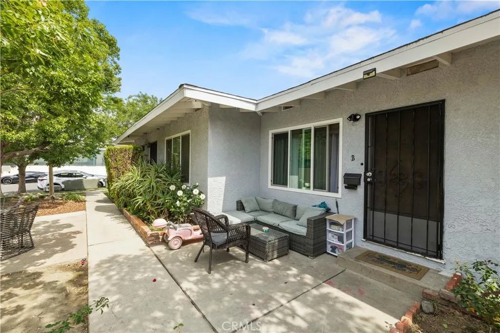 710 E Cedar Ave, Burbank, CA 91501 photo 5