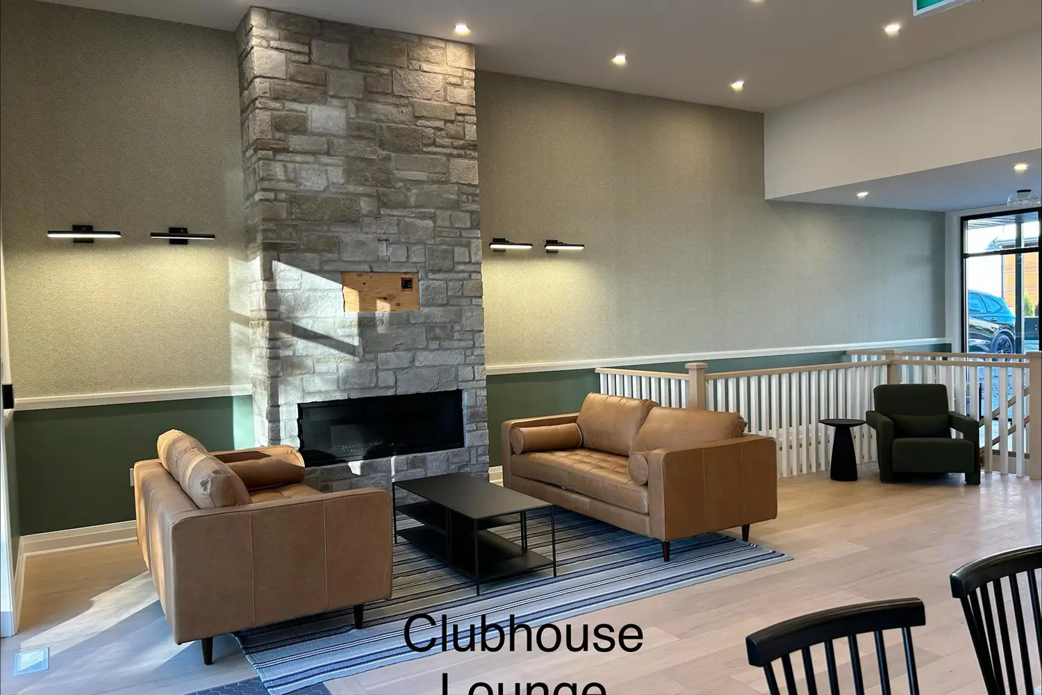 Additional image 16 of 44 Ruby Crescent