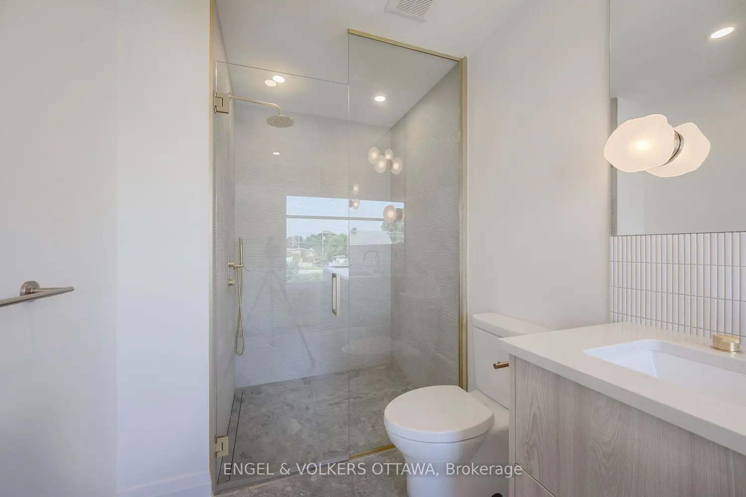Additional image 10 of 75A Granton Avenue