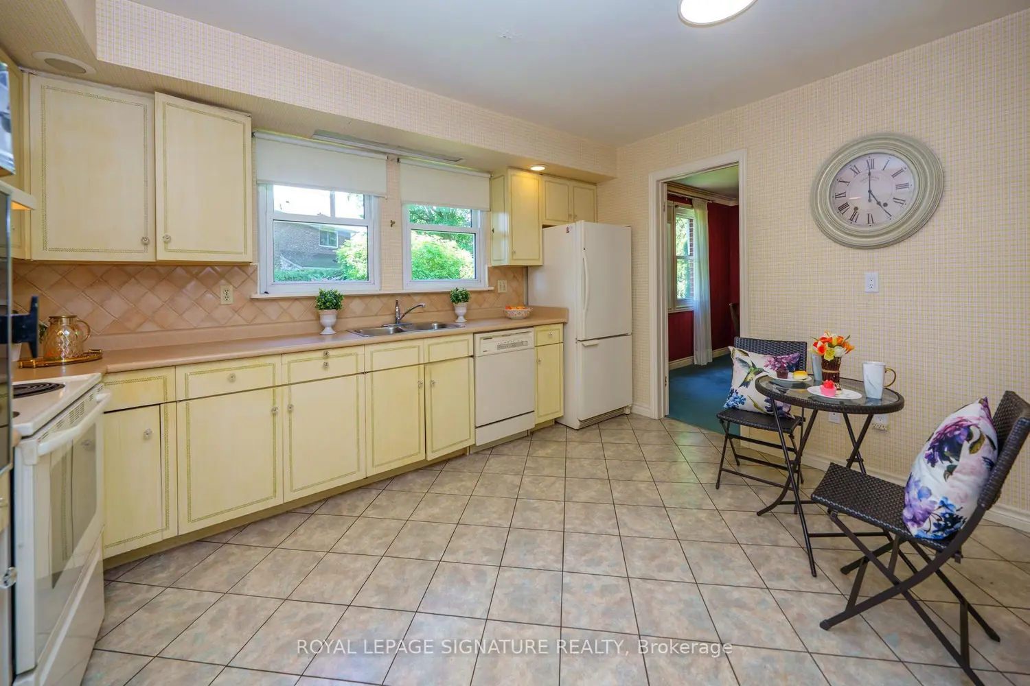 Additional image 7 of 11 Gablehurst Crescent