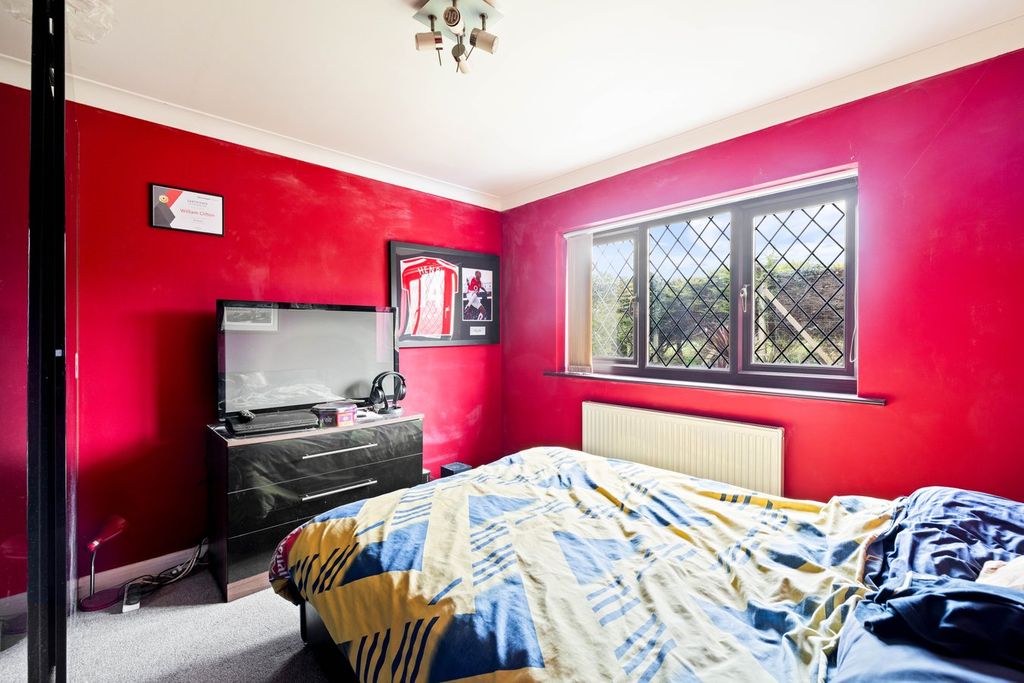 Additional image 14 of 5 bed detached house for saleOakvale Close, Elms Vale, Dover CT17