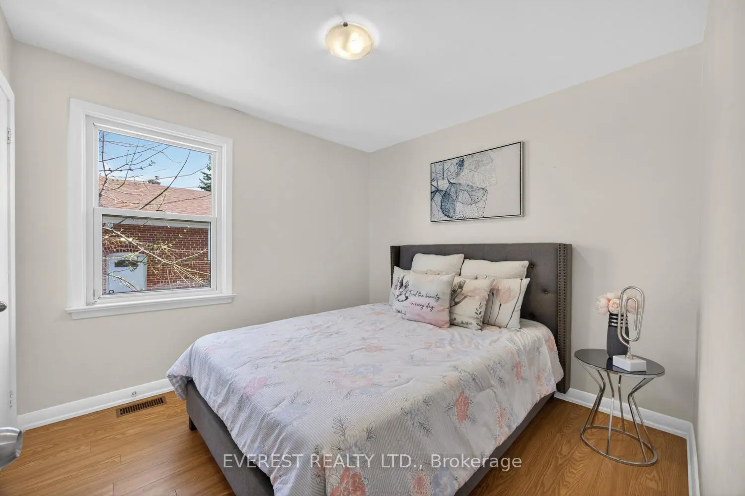 80 Nelson Street photo 3
