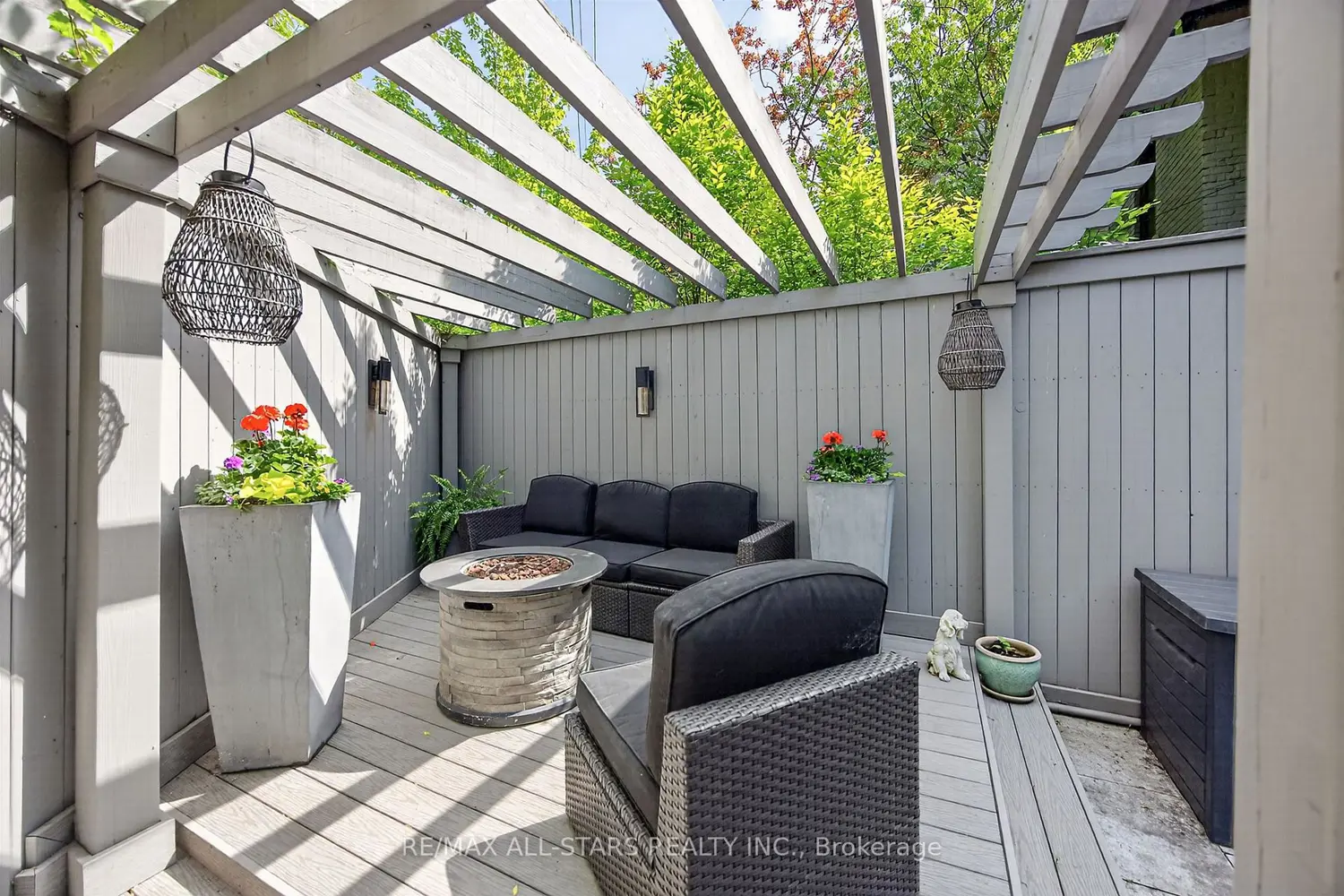 Additional image 13 of 30 Edgewood Crescent