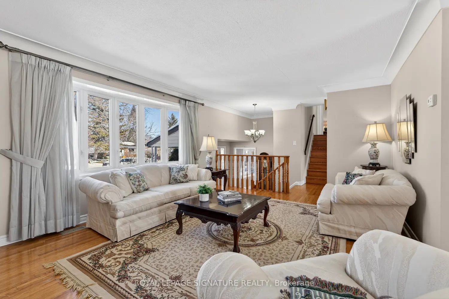 897 Pembridge Crescent