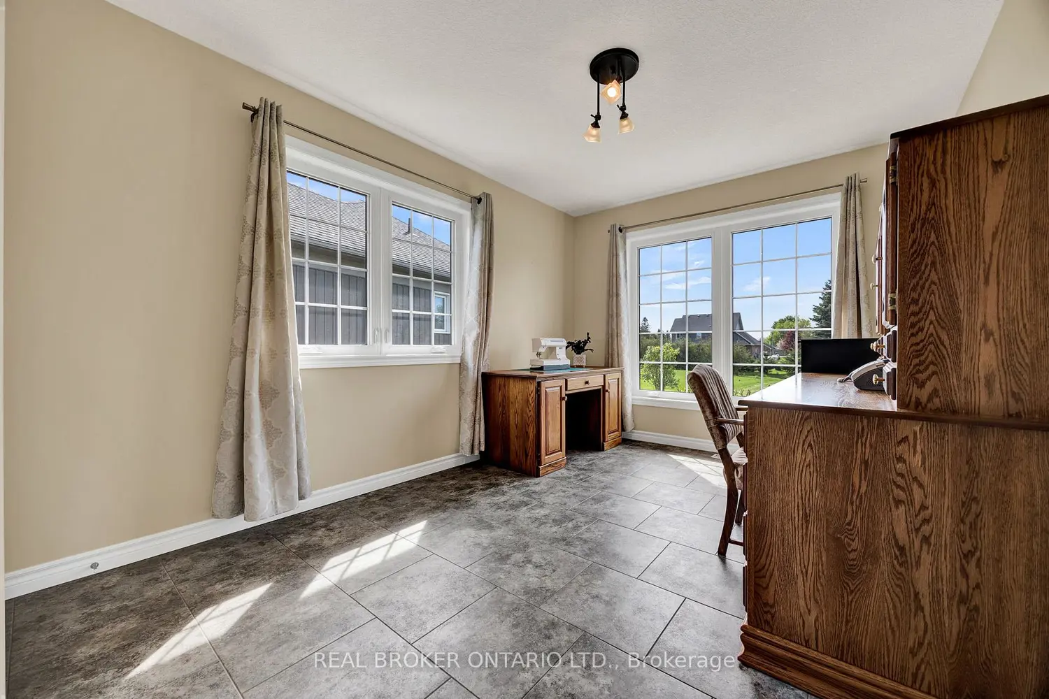 Additional image 10 of 7826 Colonial Drive