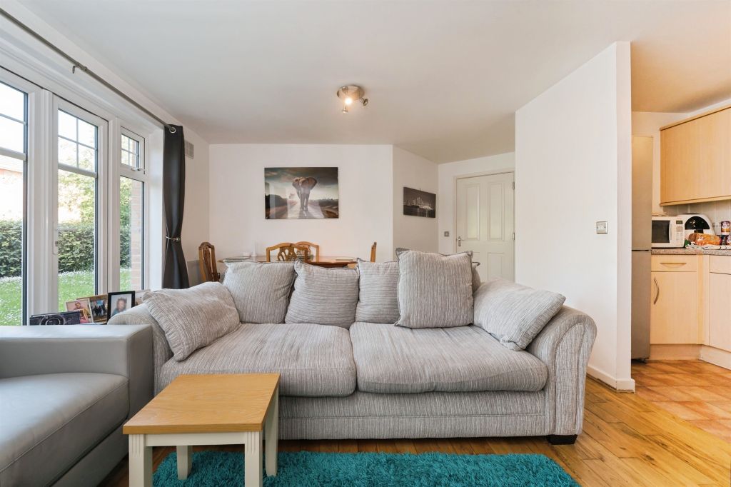 Additional image 5 of 2 bed flat for saleTommy Green Walk, Eastleigh SO50