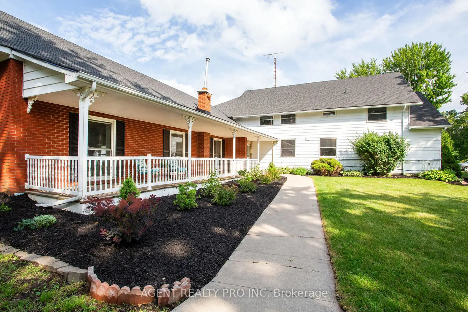 24264 Coldstream Road photo 2