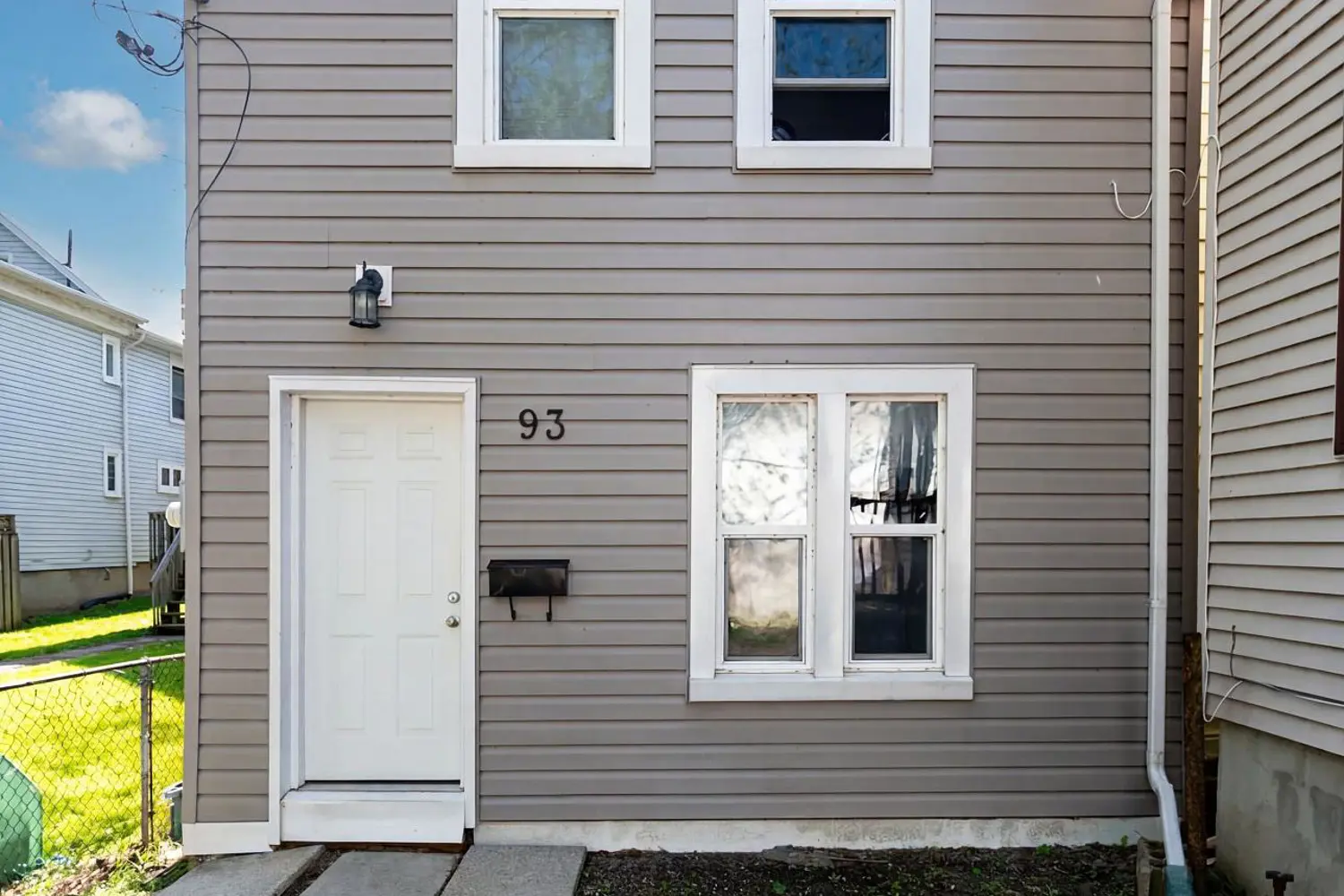 93 Linton Street