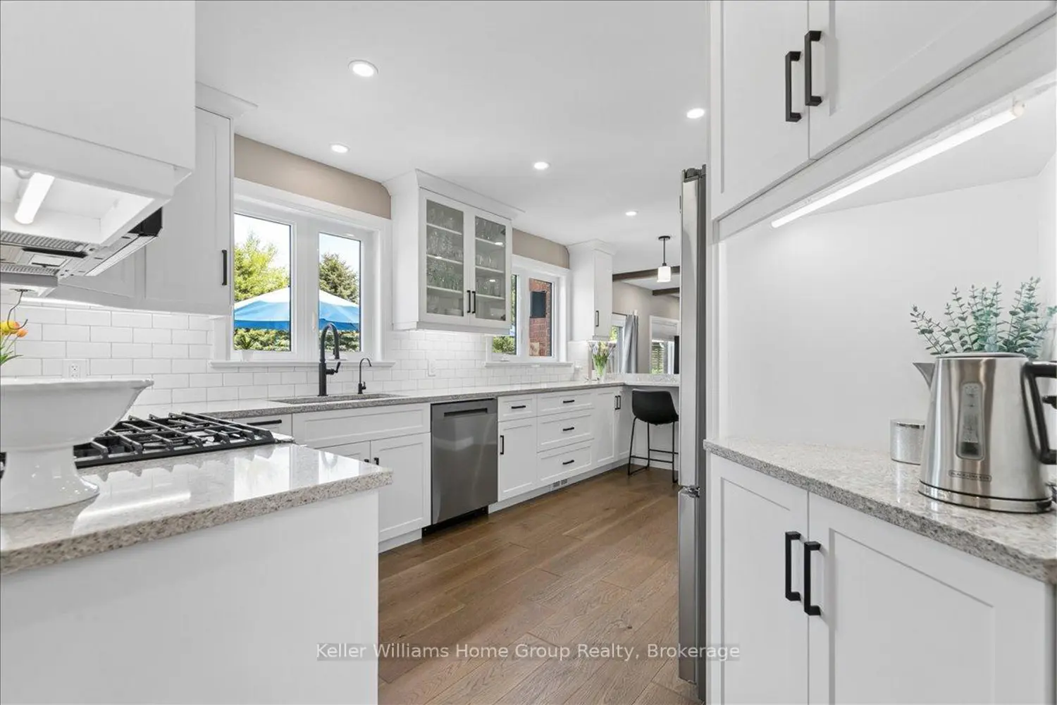 8 Stonefield Drive photo 5