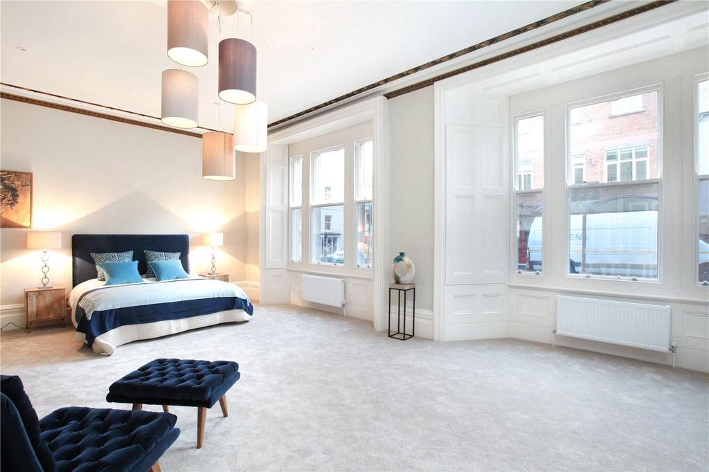 Additional image 11 of 3 bed flat for saleStratton House, 59-60 High West Street, Dorchester, Dorset DT1