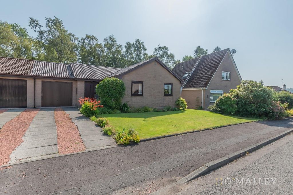 Additional image 2 of 2 bed bungalow for saleHillview Place, Dollar FK14