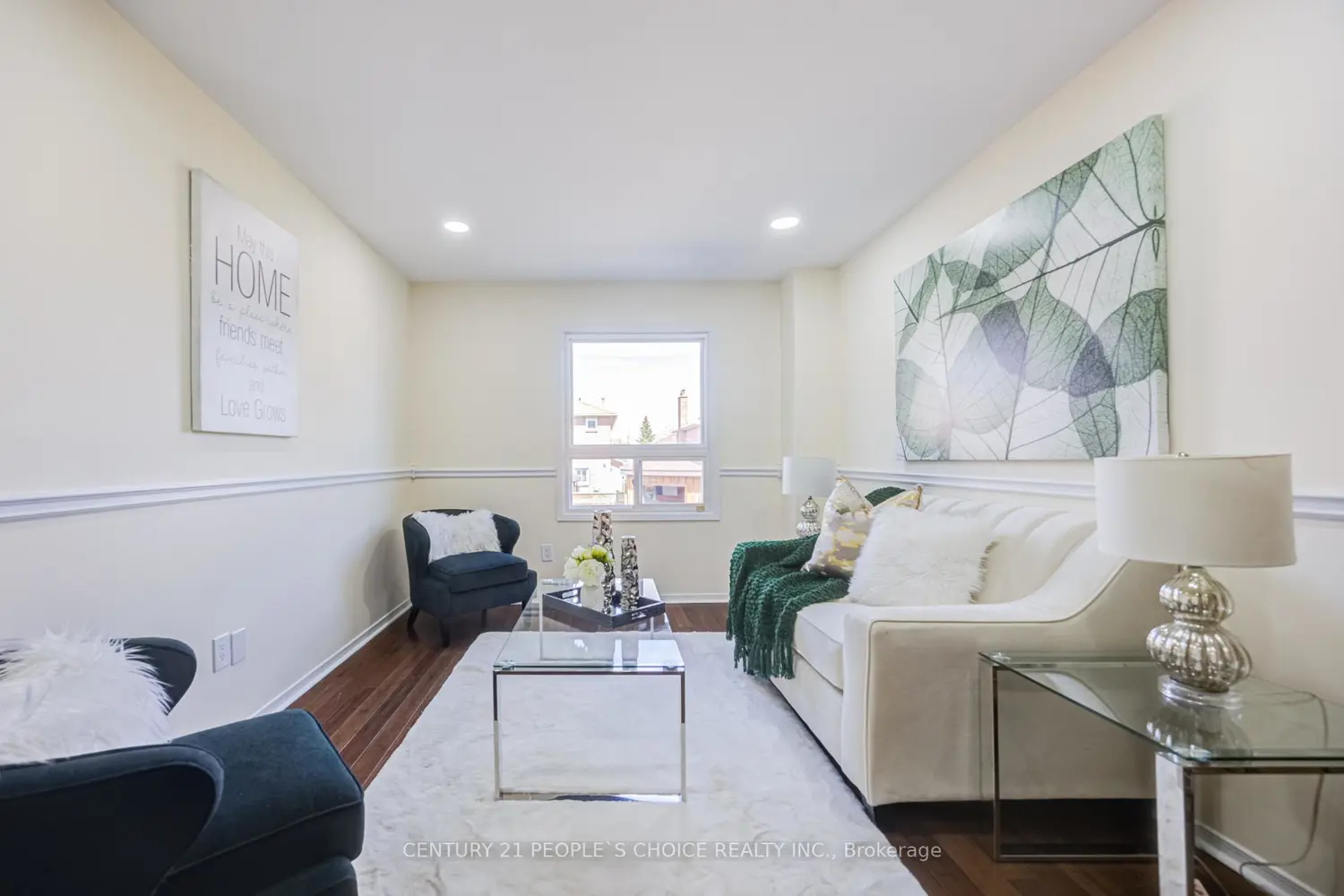 21 Dagwell Crescent photo 5