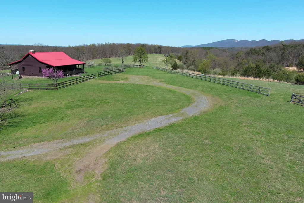 Additional image 113 of 453 Wheaton Drive, Purgitsville, WV 26852
