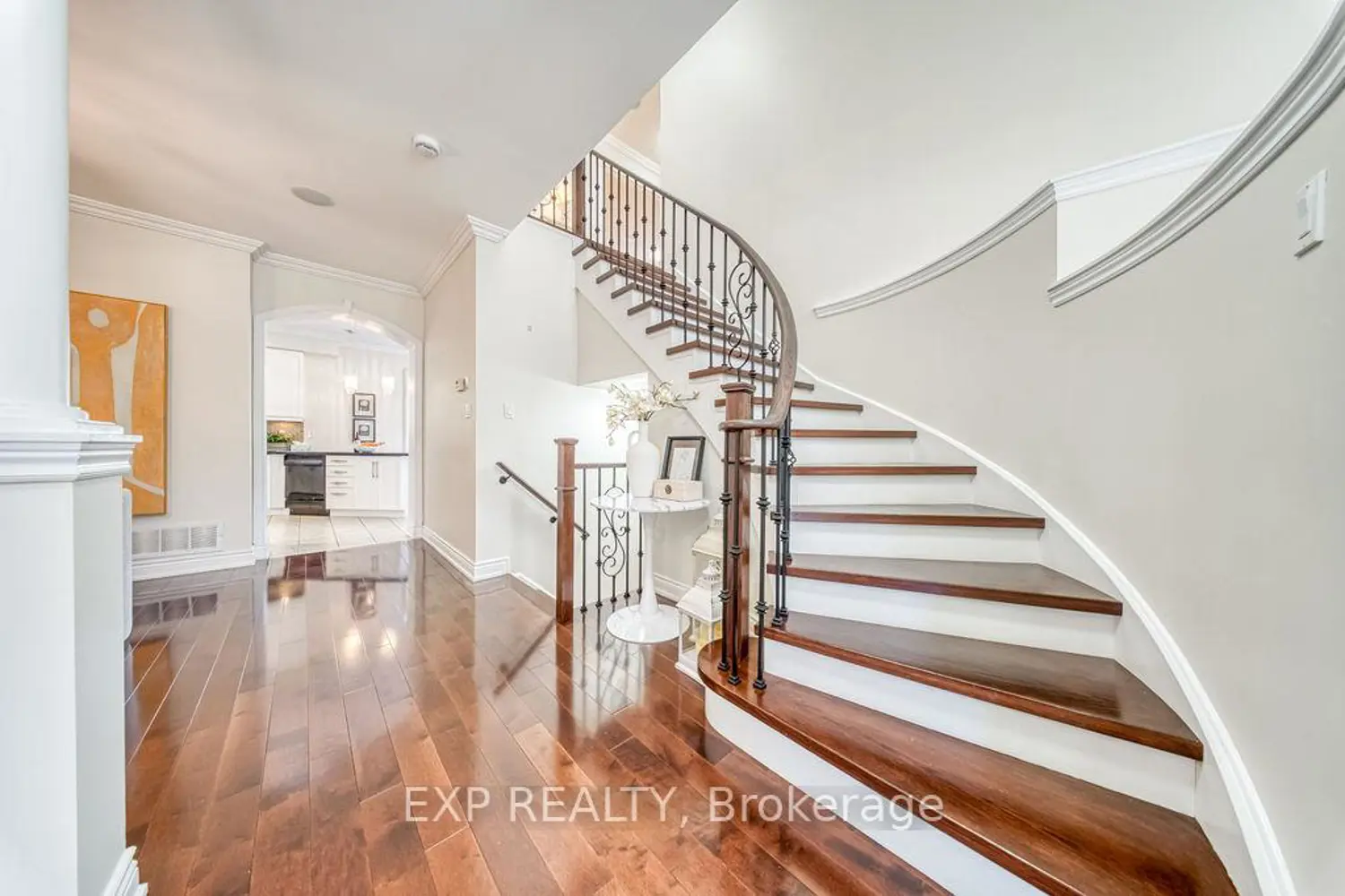 42 Grand Oak Drive photo 4