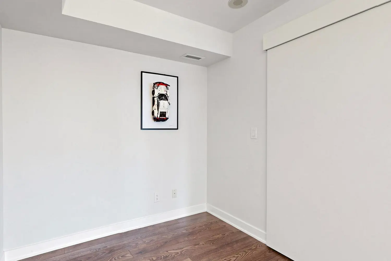 Additional image 12 of 110 Charles Street 1406