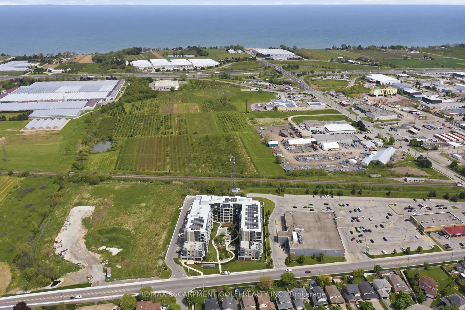 Additional image 2 of 5055 Greenlane Road 330