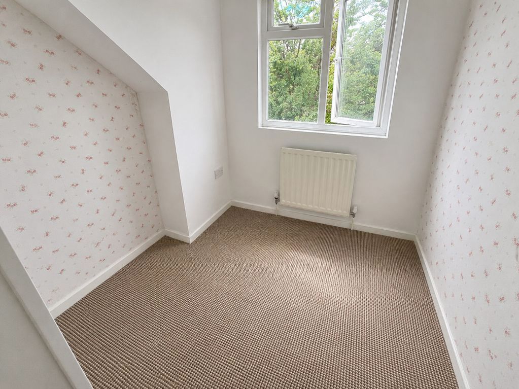 Additional image 11 of 4 bed semi-detached house for saleEvelyn Road, Dunstable LU5