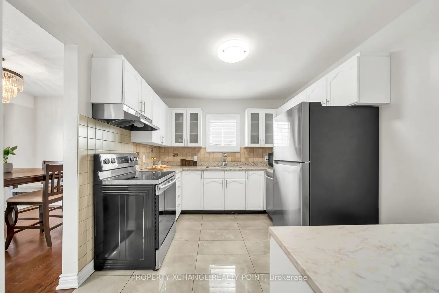 12 Waverly Street photo 3