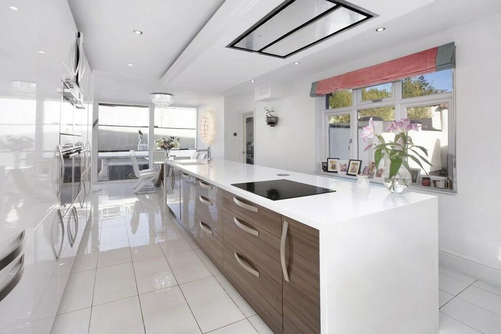 Additional image 12 of 4 bed terraced house for saleBrook Street, Dawlish EX7