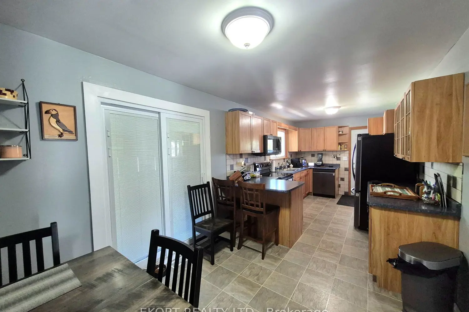 2328 Wallbridge-Loy Road photo 5