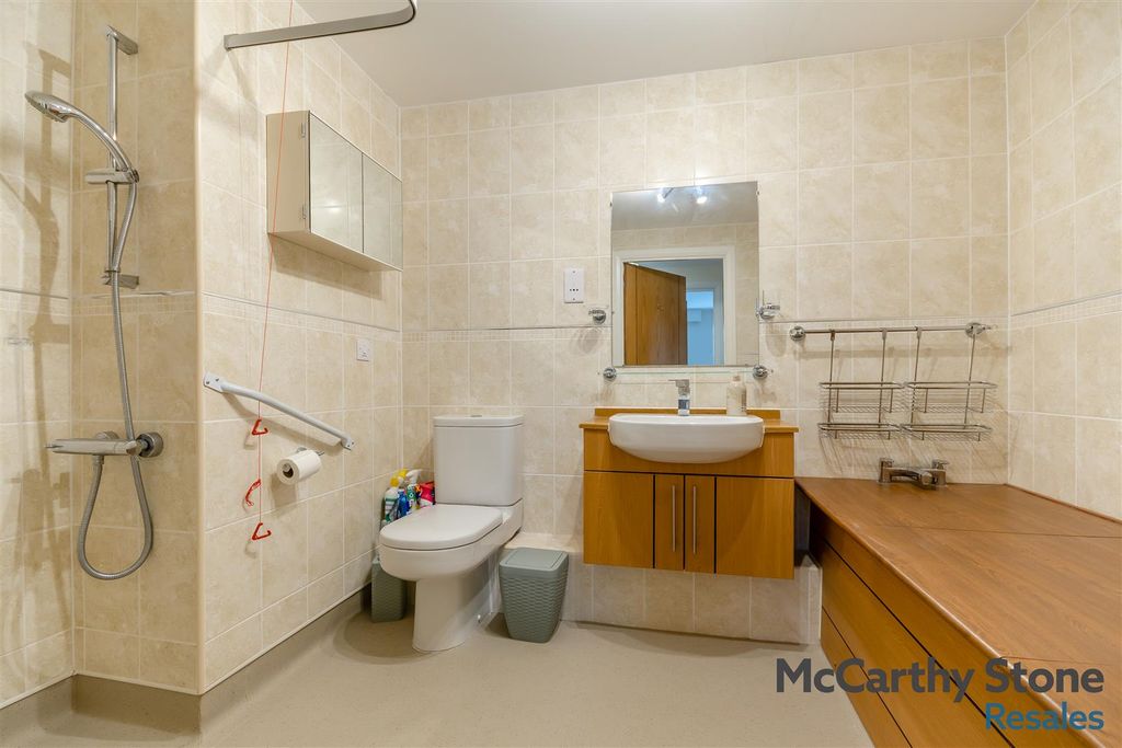 Additional image 5 of 1 bed flat for saleHorton Mill Court, Hanbury Road, Droitwich WR9