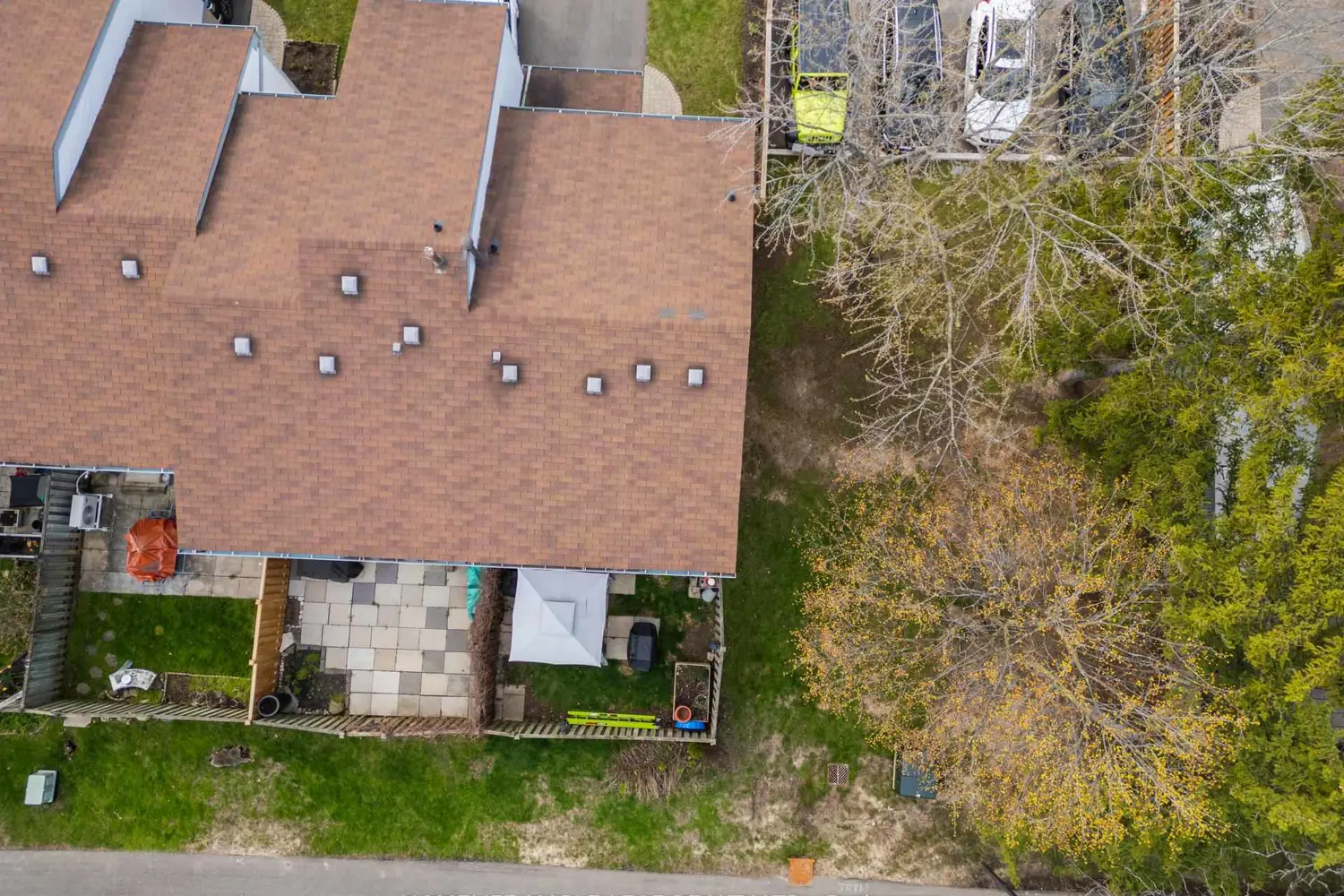 Additional image 19 of 121 Falconer Drive 6