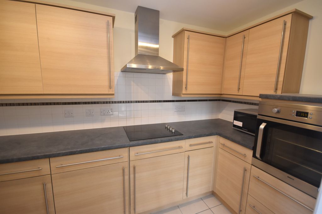 Additional image 5 of 2 bed flat for saleMill Street, Whitchurch SY13