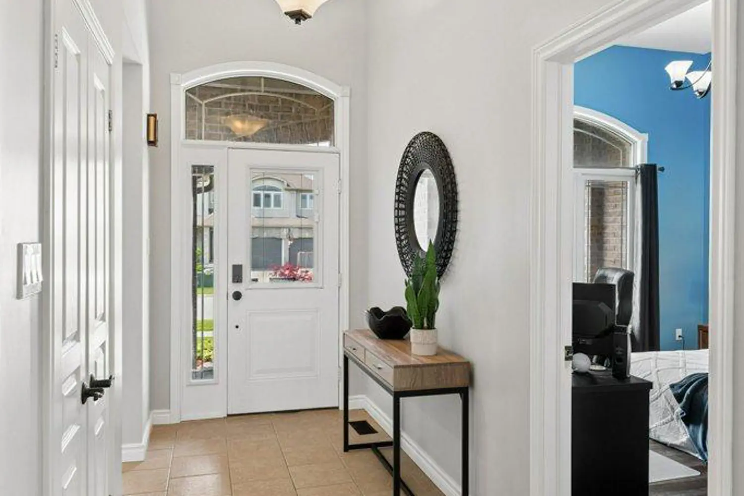 366 Townsend Drive photo 2