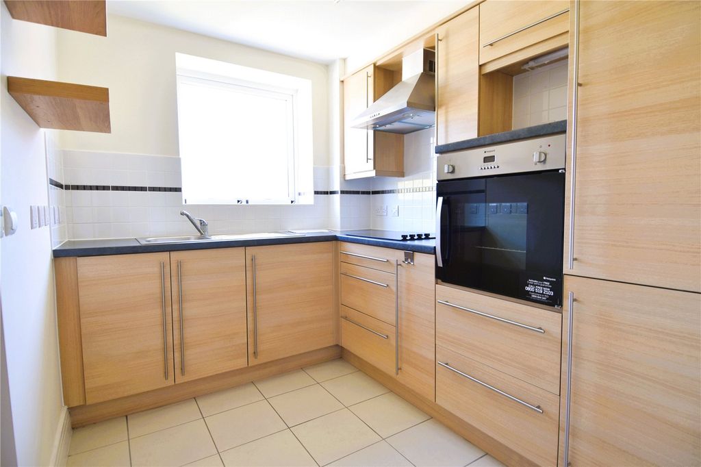 Additional image 2 of 2 bed flat for saleHanbury Road, Droitwich, Worcestershire WR9